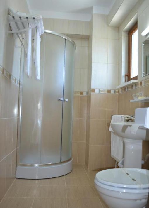 Hotel Corsar Tulcea Habitación foto
