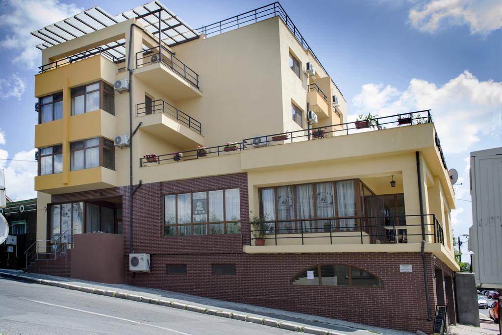 Hotel Corsar Tulcea Exterior foto